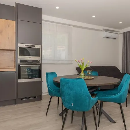 Appartamento Olive Makarska